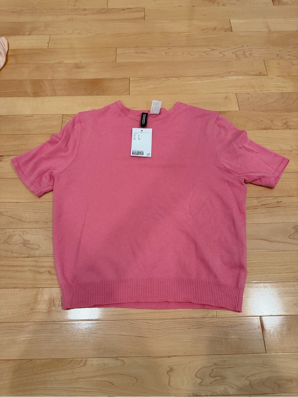 H&M NWT Pink sweater top size small